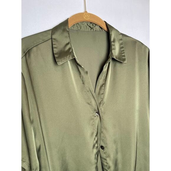 Satin Olive Green Blouse Womens Size M Short Sleeve Button Up Dressy Y2K Top - Picture 2 of 10